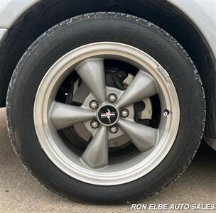 2001 Ford Mustang GT - Photo 4 - Macomb, IL 61455