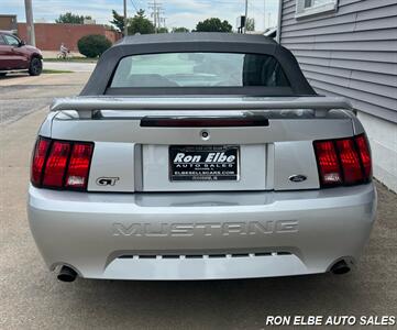 2001 Ford Mustang GT - Photo 9 - Macomb, IL 61455