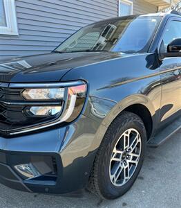 2025 Ford Expedition MAX Active   - Photo 5 - Macomb, IL 61455