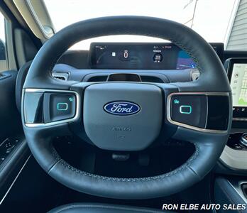 2025 Ford Expedition MAX Active   - Photo 21 - Macomb, IL 61455