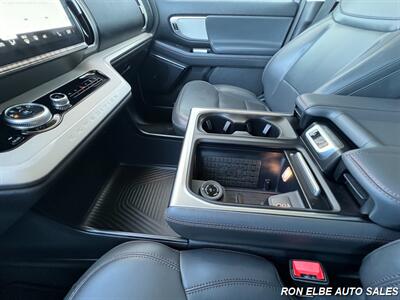 2025 Ford Expedition MAX Active   - Photo 27 - Macomb, IL 61455