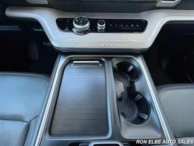 2025 Ford Expedition MAX Active   - Photo 23 - Macomb, IL 61455