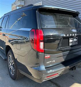 2025 Ford Expedition MAX Active   - Photo 10 - Macomb, IL 61455