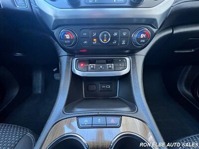 2023 GMC Acadia SLE - Photo 21 - Macomb, IL 61455