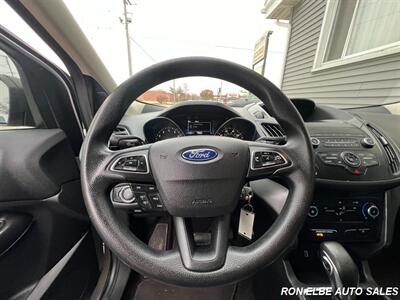 2018 Ford Escape SEL   - Photo 13 - Macomb, IL 61455