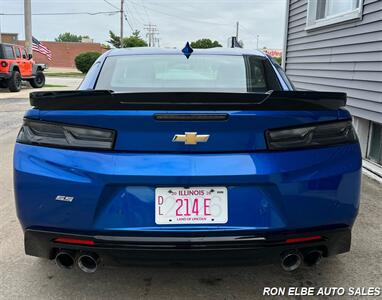 2017 Chevrolet Camaro SS - Photo 8 - Macomb, IL 61455