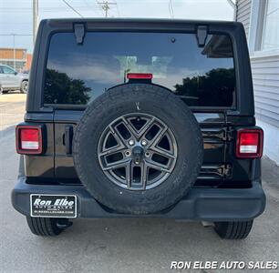 2024 Jeep Wrangler Sport S - Photo 9 - Macomb, IL 61455