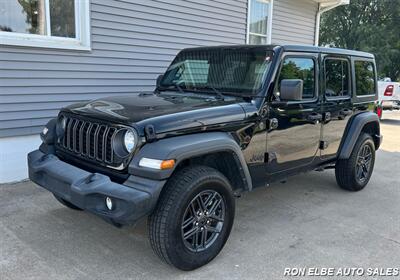 2024 Jeep Wrangler Sport S - Photo 2 - Macomb, IL 61455