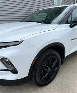 2023 Chevrolet Blazer LT   - Photo 5 - Macomb, IL 61455