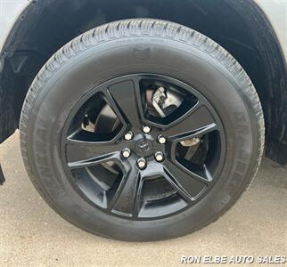 2021 RAM 1500 Big Horn   - Photo 4 - Macomb, IL 61455