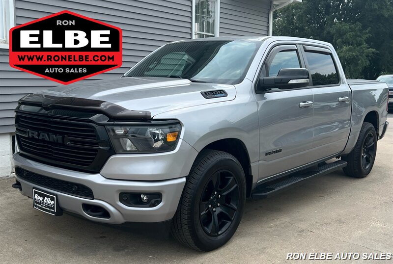 2021 RAM 1500 Big Horn   - Photo 1 - Macomb, IL 61455