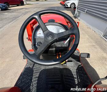 2011 Kubota B3200 w/ LA504 Loader - Photo 23 - Macomb, IL 61455
