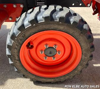 2011 Kubota B3200 w/ LA504 Loader - Photo 13 - Macomb, IL 61455