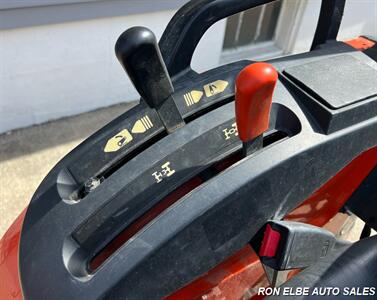 2011 Kubota B3200 w/ LA504 Loader - Photo 19 - Macomb, IL 61455
