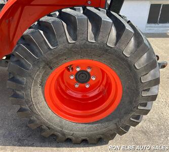 2011 Kubota B3200 w/ LA504 Loader - Photo 14 - Macomb, IL 61455