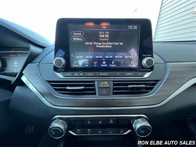 2023 Nissan Altima 2.5 SV - Photo 20 - Macomb, IL 61455