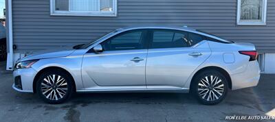 2023 Nissan Altima 2.5 SV - Photo 3 - Macomb, IL 61455