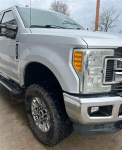 2017 Ford F-250 Super Duty XLT   - Photo 7 - Macomb, IL 61455