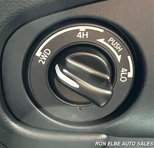 2022 Nissan Frontier SV   - Photo 23 - Macomb, IL 61455