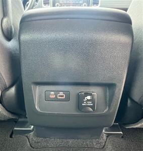 2022 Nissan Frontier SV   - Photo 17 - Macomb, IL 61455