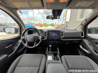 2022 Nissan Frontier SV   - Photo 18 - Macomb, IL 61455