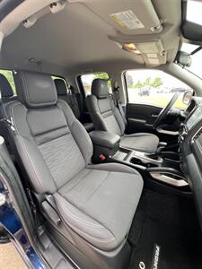 2022 Nissan Frontier SV   - Photo 14 - Macomb, IL 61455