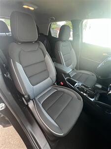 2023 Chevrolet Trailblazer LT - Photo 12 - Macomb, IL 61455