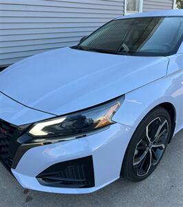 2023 Nissan Altima 2.5 SR - Photo 4 - Macomb, IL 61455