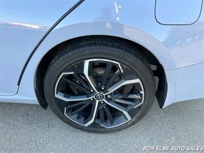 2023 Nissan Altima 2.5 SR - Photo 10 - Macomb, IL 61455