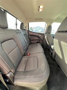 2018 Chevrolet Colorado LT - Photo 13 - Macomb, IL 61455