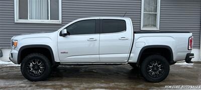 2018 GMC Canyon SLE - Photo 3 - Macomb, IL 61455