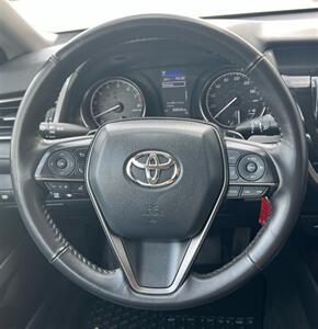 2024 Toyota Camry SE   - Photo 14 - Macomb, IL 61455