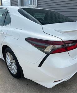2024 Toyota Camry SE   - Photo 10 - Macomb, IL 61455