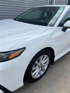 2024 Toyota Camry SE   - Photo 5 - Macomb, IL 61455
