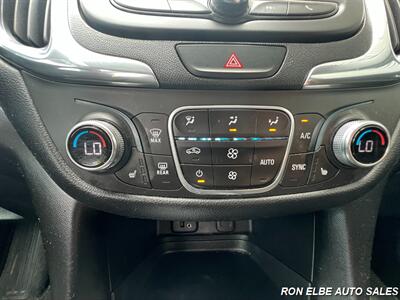 2018 Chevrolet Equinox LT   - Photo 18 - Macomb, IL 61455