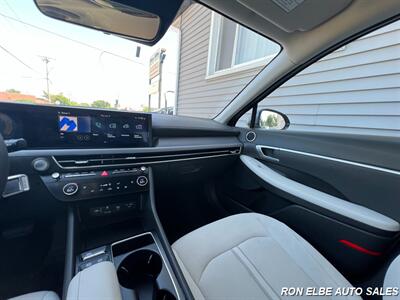 2025 Hyundai SONATA SEL - Photo 19 - Macomb, IL 61455