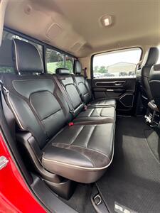 2019 RAM 1500 Laramie   - Photo 13 - Macomb, IL 61455