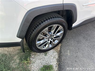 2023 Toyota RAV4 XLE Premium - Photo 11 - Macomb, IL 61455