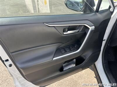 2023 Toyota RAV4 XLE Premium - Photo 35 - Macomb, IL 61455