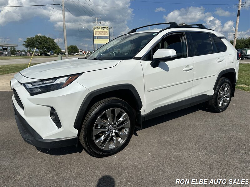 2023 Toyota RAV4 XLE Premium   - Photo 1 - Macomb, IL 61455
