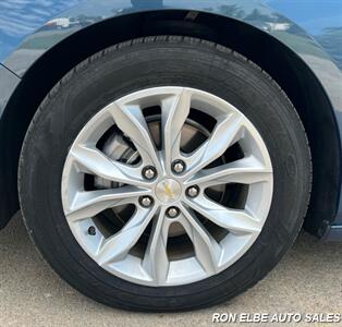 2024 Chevrolet Malibu LT   - Photo 4 - Macomb, IL 61455
