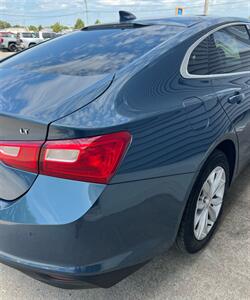 2024 Chevrolet Malibu LT   - Photo 8 - Macomb, IL 61455