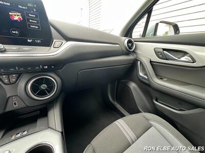 2023 Chevrolet Blazer LT   - Photo 20 - Macomb, IL 61455