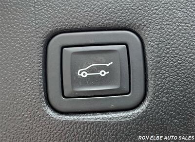 2023 Chevrolet Blazer LT   - Photo 14 - Macomb, IL 61455