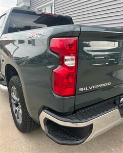 2025 Chevrolet Silverado 1500 LT - Photo 10 - Macomb, IL 61455