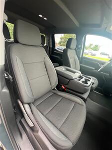 2025 Chevrolet Silverado 1500 LT - Photo 14 - Macomb, IL 61455