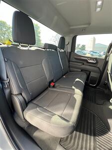 2024 Chevrolet Silverado 1500 LT   - Photo 20 - Macomb, IL 61455