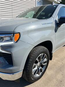 2024 Chevrolet Silverado 1500 LT   - Photo 4 - Macomb, IL 61455
