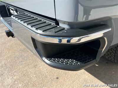 2024 Chevrolet Silverado 1500 LT   - Photo 14 - Macomb, IL 61455