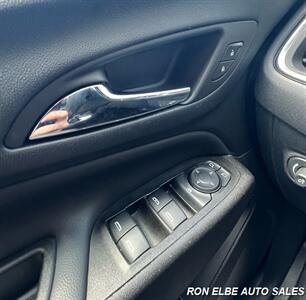 2024 Chevrolet Equinox LT   - Photo 21 - Macomb, IL 61455